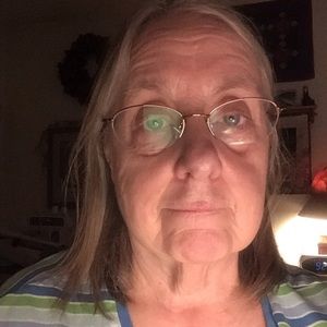 Meet your Posher, Candace